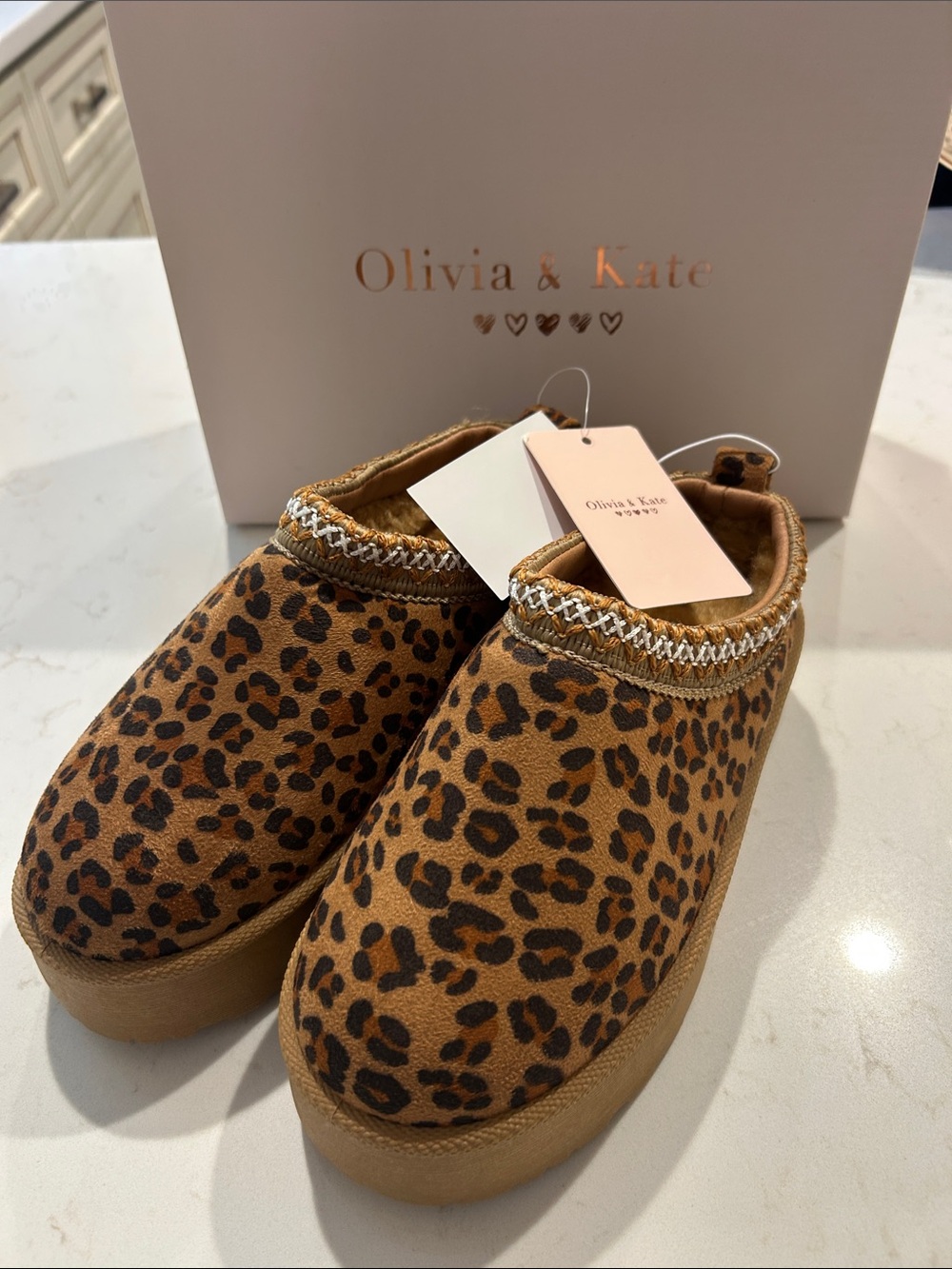 Girls leopard mules, nwt size 2